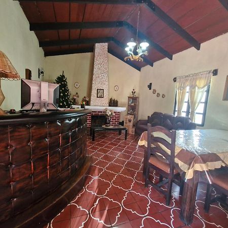 Hospedaje El Viajero Antigua Lli Kültér fotó